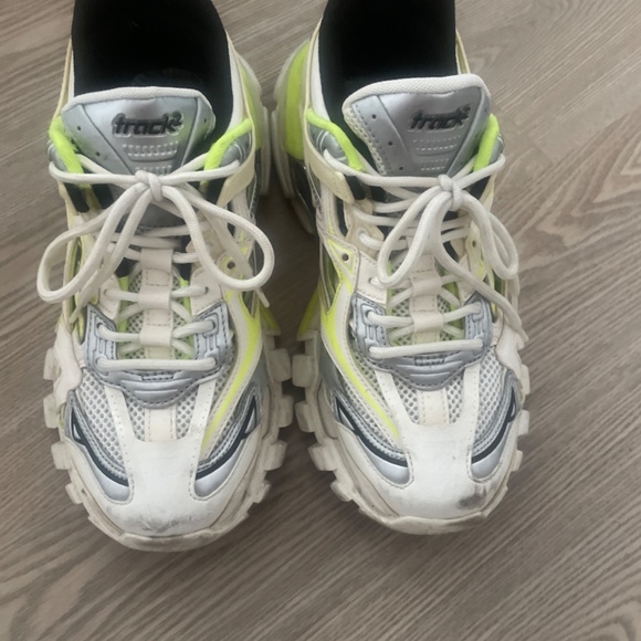 Balenciaga  Track.2 Sneakers - Picture 3 of 6